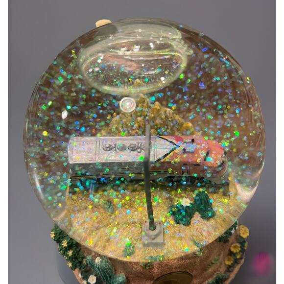 LIONEL - SNOWGLOBE #2280 SANTA FE Railroad train - RARE VINTAGE - NICE!! - Picture 7 of 10